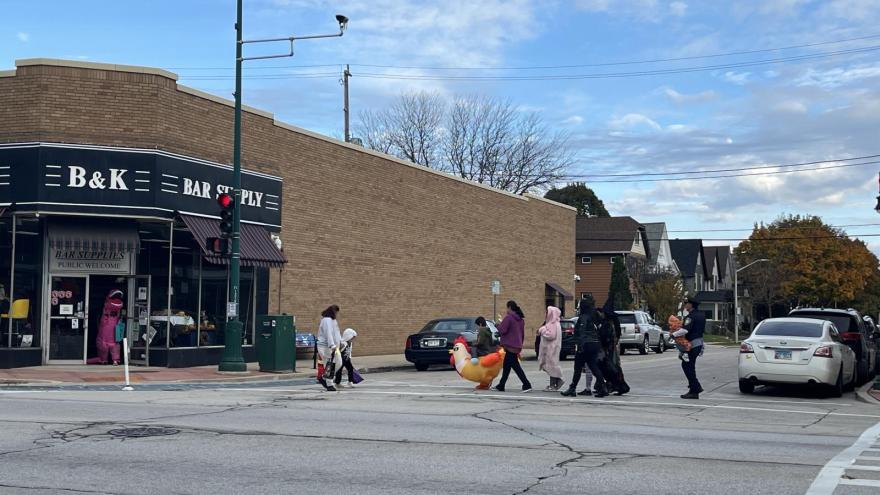 Hundreds of kids, families head to downtown West Allis Saturday morning for annual Halloween Hunt — Mequon Business news